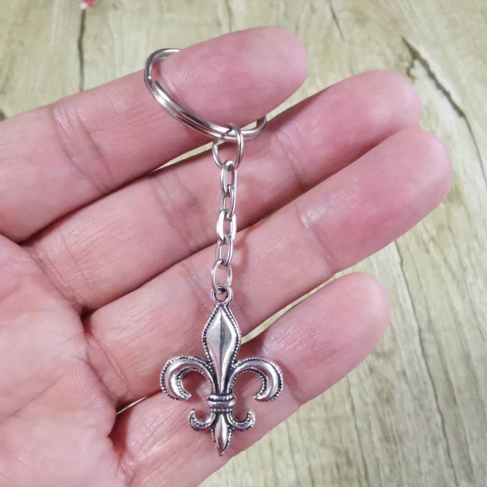 ljiljan | privjesak – privjesak sa simbolom ljiljana