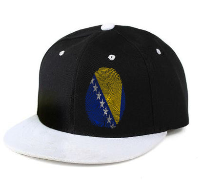 Otisak bosanski | Kacket sa motivom ljiljana – patriotski simbol Bosne i Hercegovine