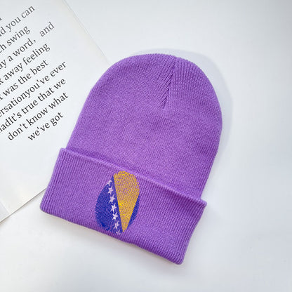 Otisak Bosanski | Kapa sa motivom ljiljana – patriotski simbol Bosne i Hercegovine