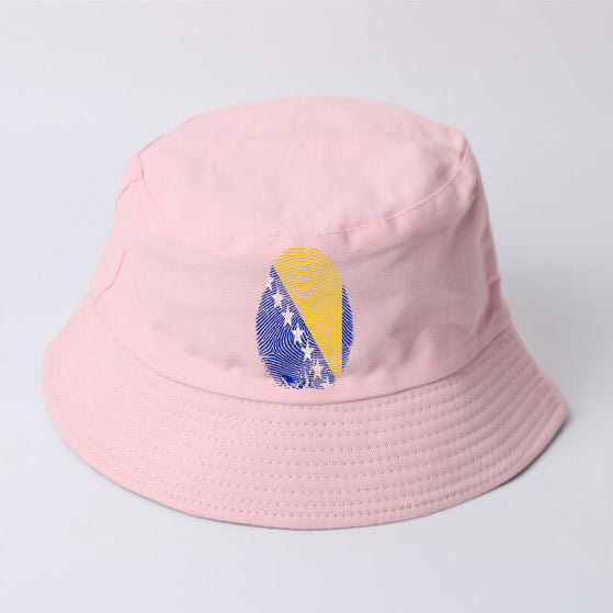 Otisak Bosanski | Sesir sa motivom ljiljana – patriotski simbol Bosne i Hercegovine